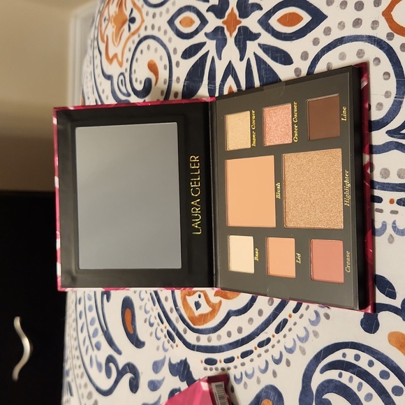 Laura Geller palette - Picture 2 of 3
